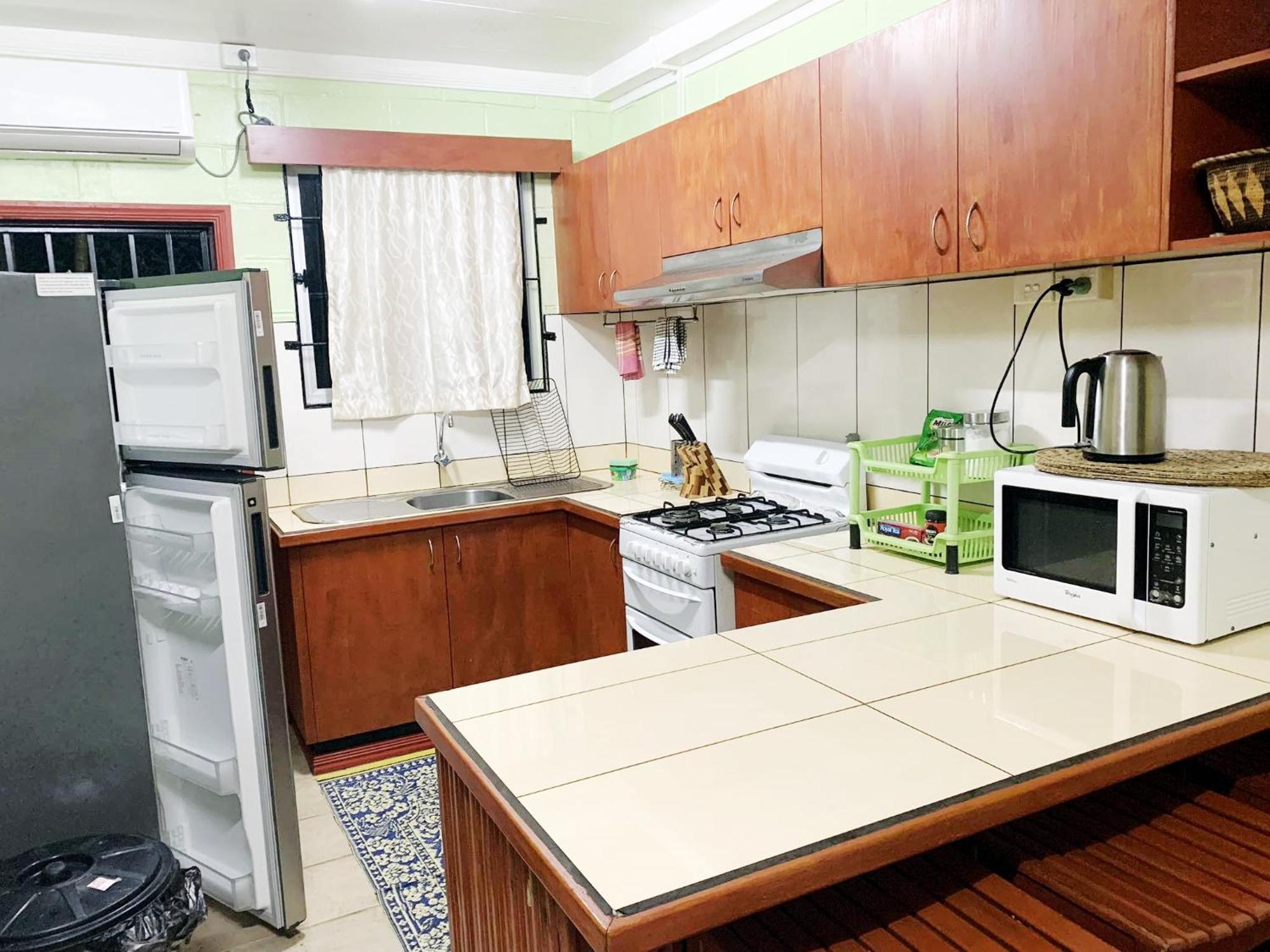 Elizabeth Accomodation-Your Home Away From Home 苏瓦 外观 照片